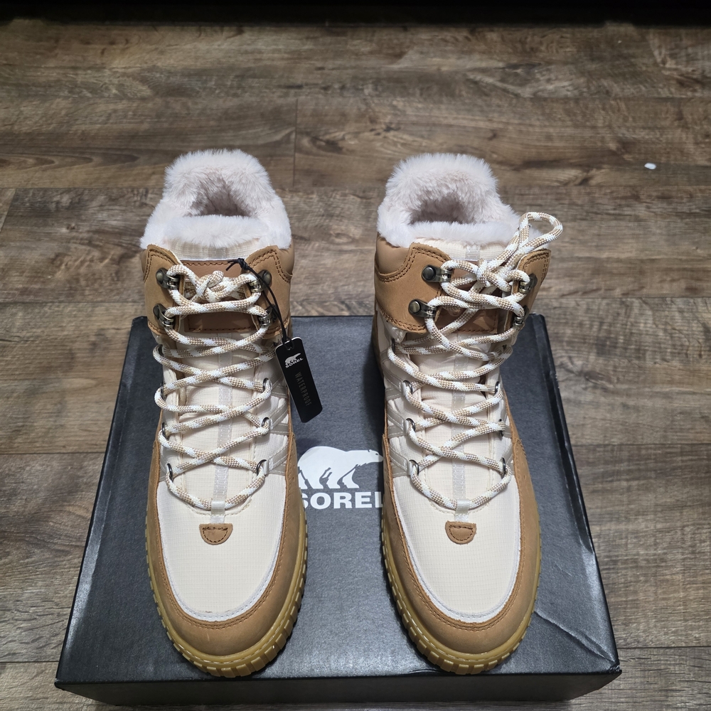 Sorel  One Ave Faux Fur Insulated WP boots Women Size 11